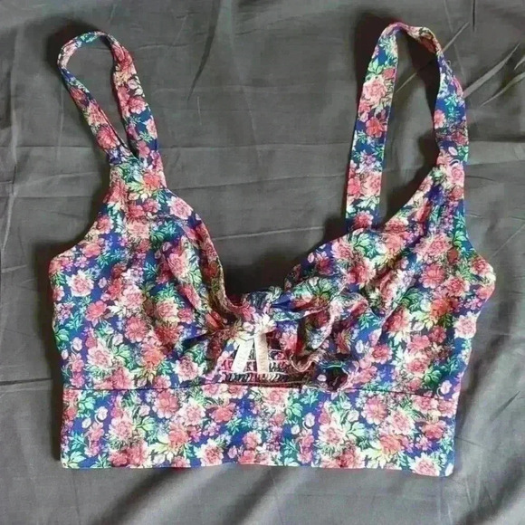 Kaitlyn Tops - Floral bralette with tie front and keyhole opening